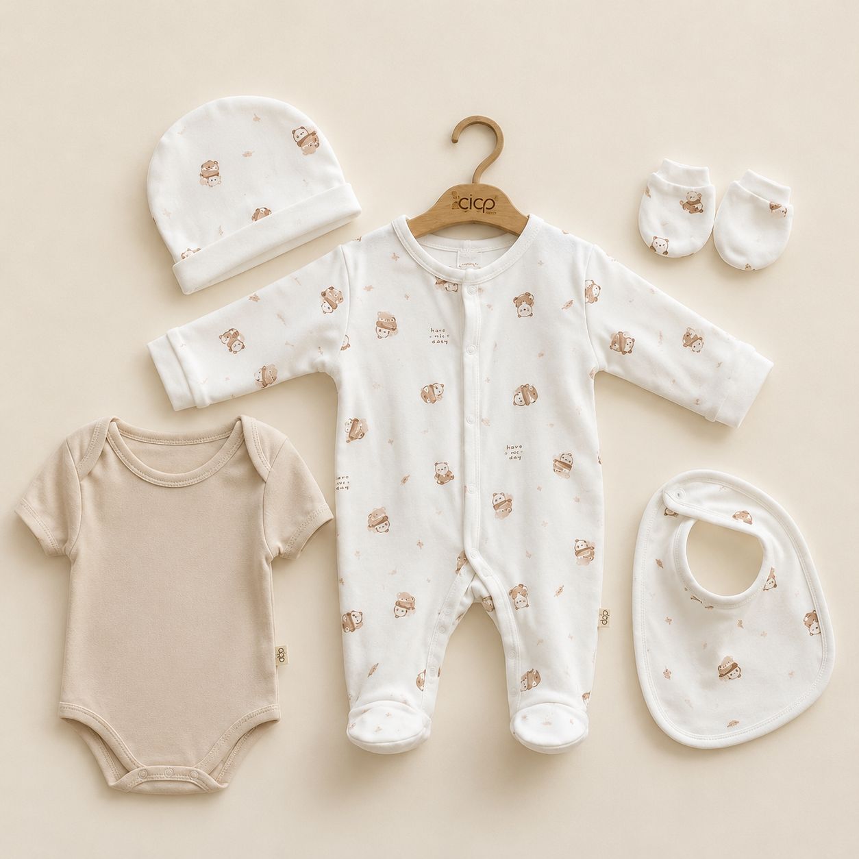 5-Piece Newborn Essentials Set Neutral